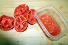 Fermenting Tomato seeds. Photo – John Porter. source: blogs.extension.org